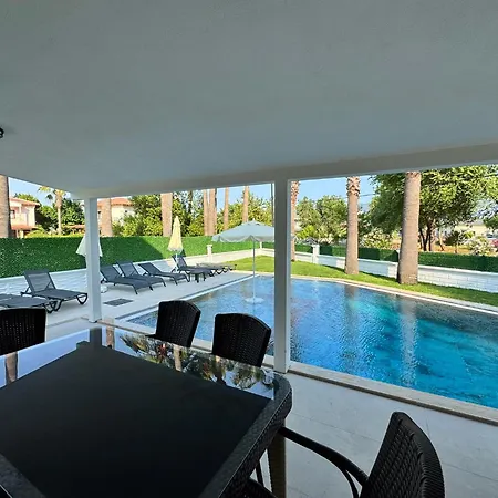 Breeze - Luxury 4br - River 50m فيلة *