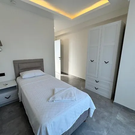 Breeze - Luxury 4br - River 50m أورتاجا
