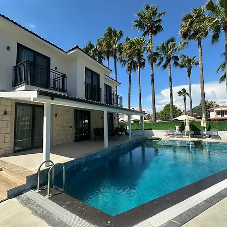 Breeze - Luxury 4br - River 50m فيلة *