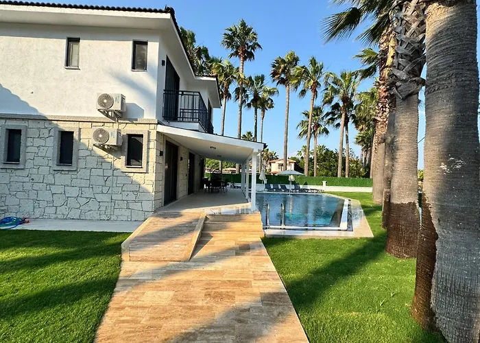 Breeze - Luxury 4br - River 50m Вилла Ортаджа